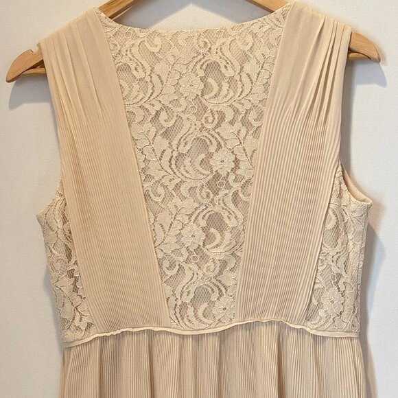 Forever21 Accordion Lace Romantic Fairy Dress Neutral Cream Small-Medium NEW - Picture 11 of 15